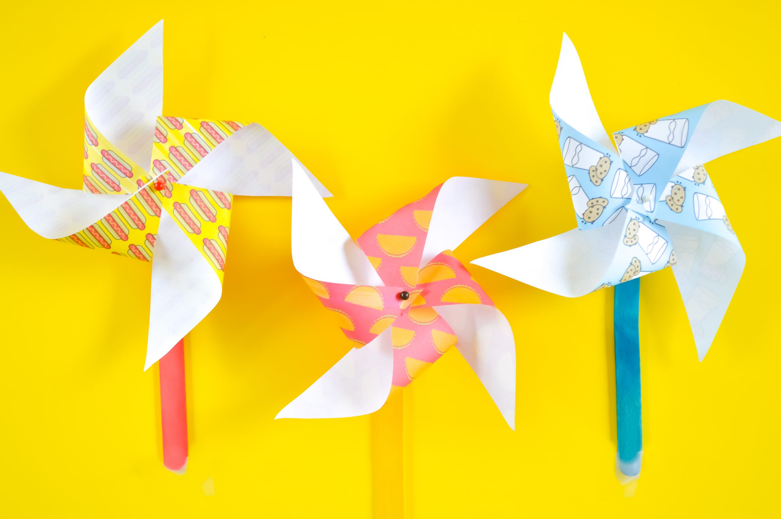 Download EASY PAPER PINWHEELS WITH PRINTABLES Craft Videos Mad in Crafts